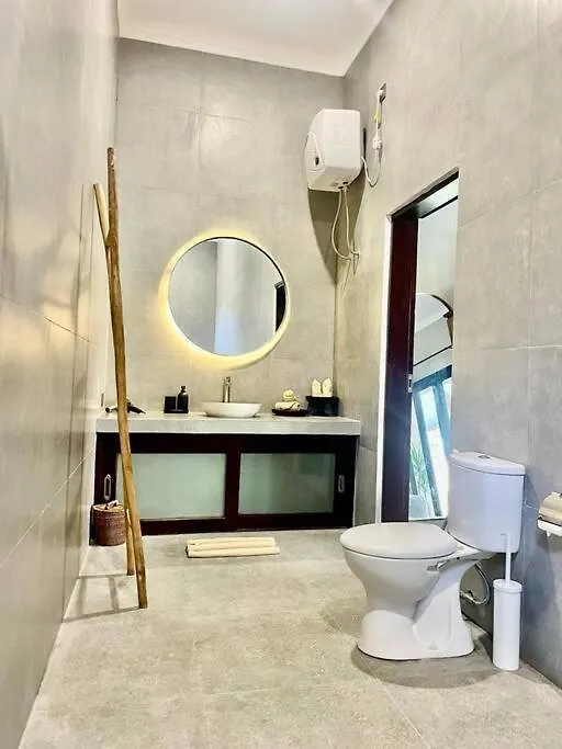 Stylish & Quiet Seminyak Pool Villa אינדונזיה