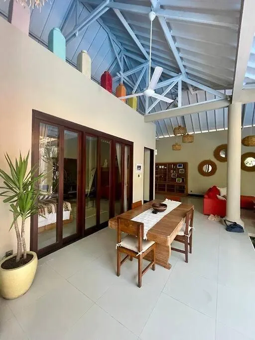 Stylish & Quiet Seminyak Pool Villa 0*, סמיניאק